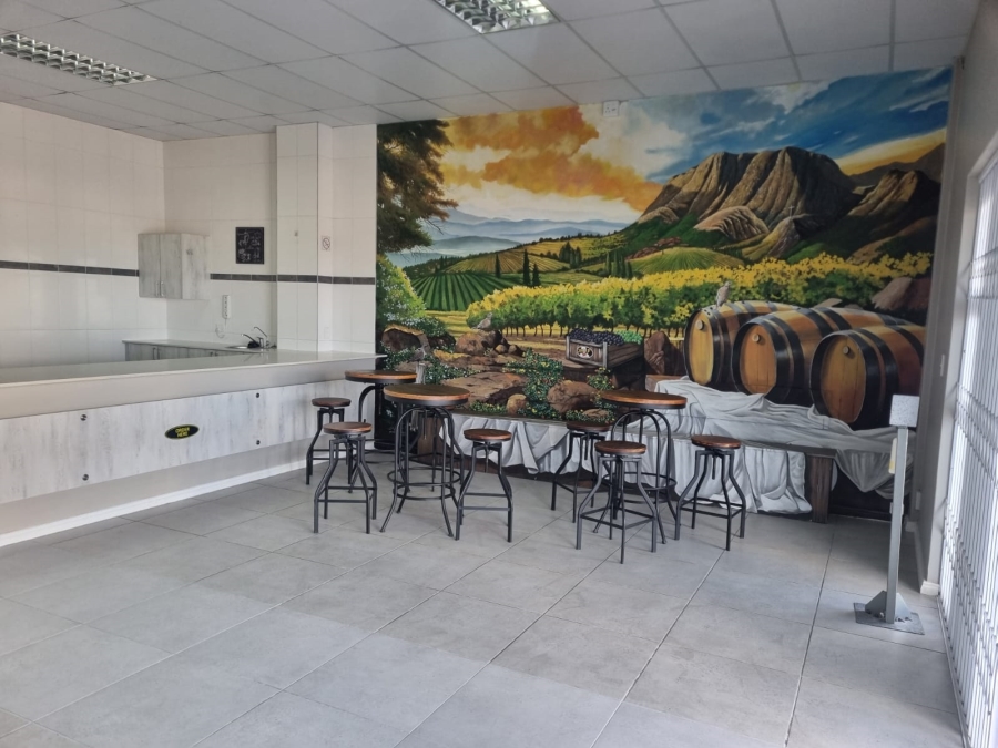 To Let Commercial Property for Rent in Voorbaai Western Cape